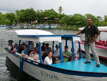 Lake_Nicaragua_docking.jpg